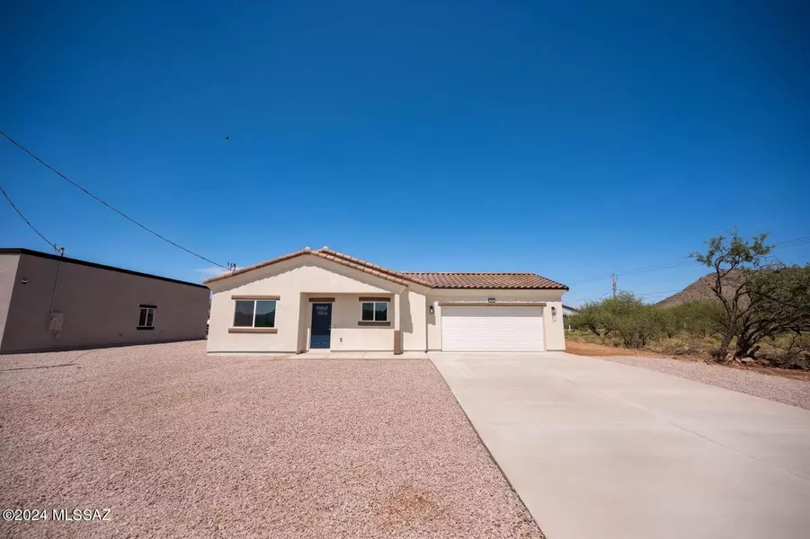 1853 Calle Atlanta, Rio Rico, AZ 85648