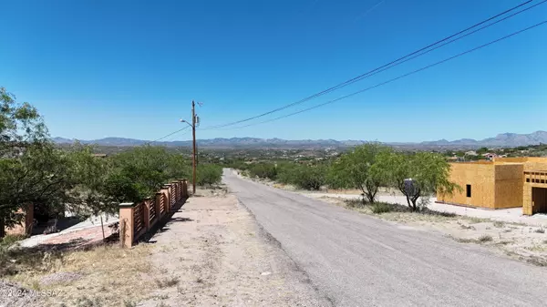 Rio Rico, AZ 85648,1060 Ameca Court #124