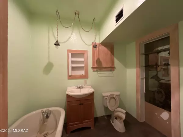 Tucson, AZ 85706,1367 E Drexel Road