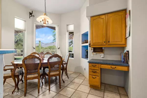 Oro Valley, AZ 85737,11370 N Via Rancho Naranjo