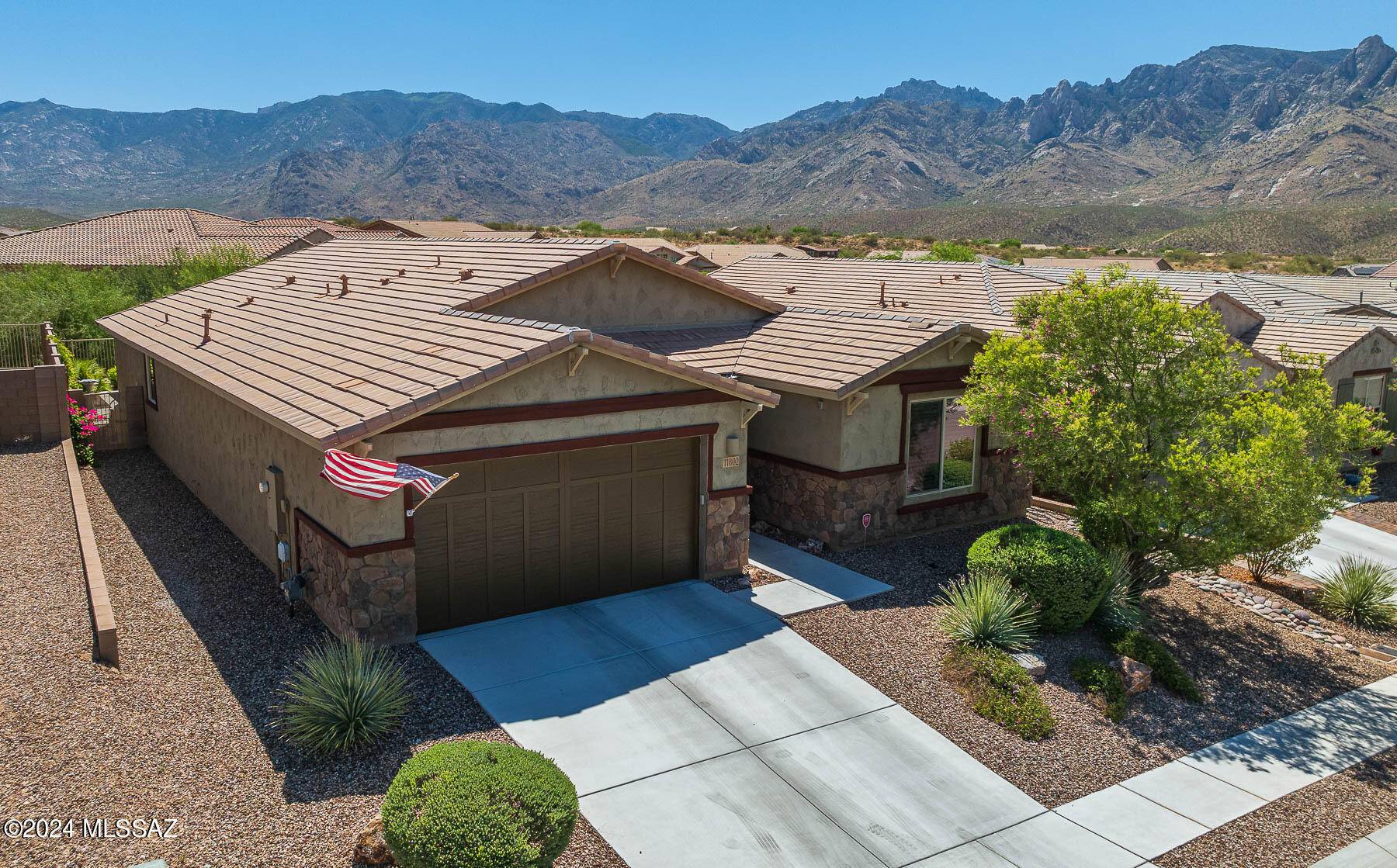 11802 N Silverscape Drive,  Oro Valley,  AZ 85737