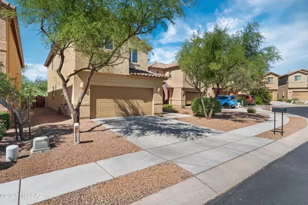 Green Valley, AZ 85614,841 W Placita Caney