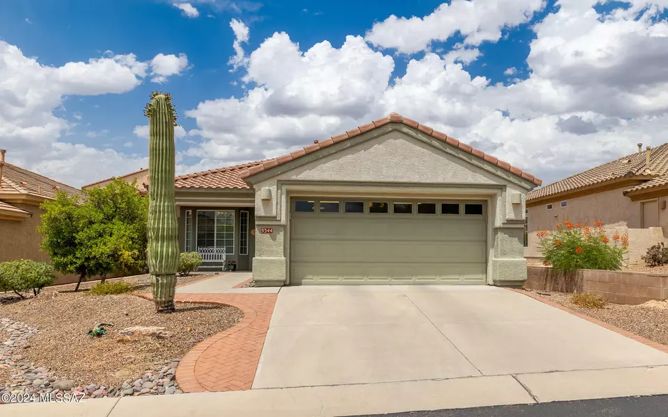 5344 W Eagle Gulch Court, Marana, AZ 85658