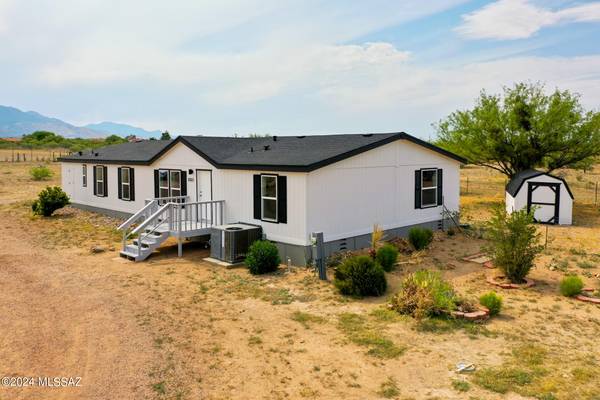 8303 E Sacred Path Road,  Hereford,  AZ 85615