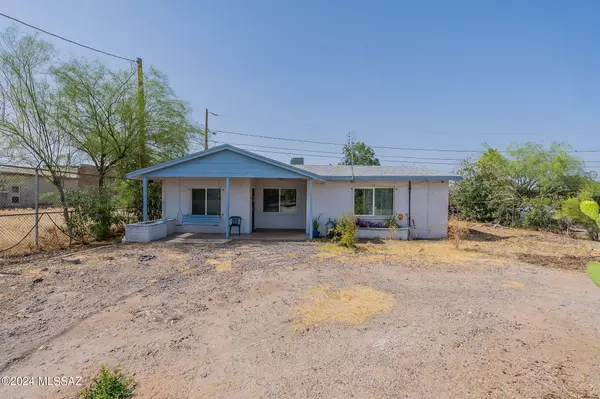 608 E Roger Road,  Tucson,  AZ 85705