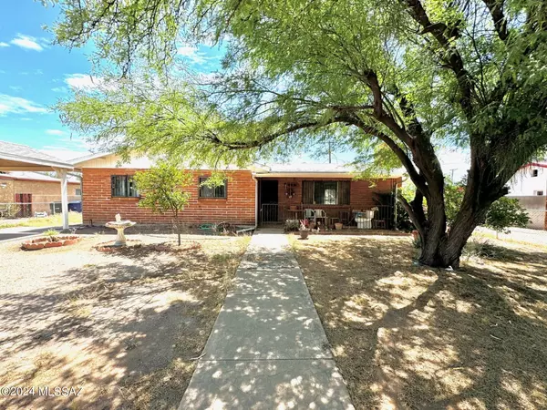 64 N Palomas Avenue, Tucson, AZ 85745