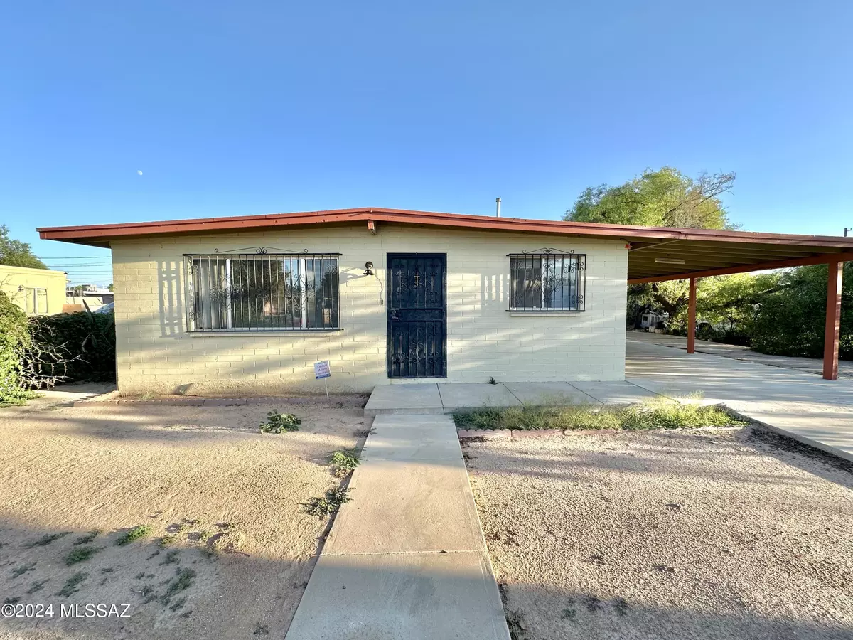 Tucson, AZ 85706,325 W Dakota Street