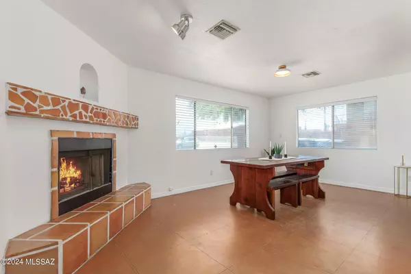 Tucson, AZ 85716,2531 E Copper Street