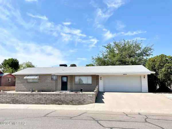 3875 W Brinkerhoff Street, Thatcher, AZ 85552