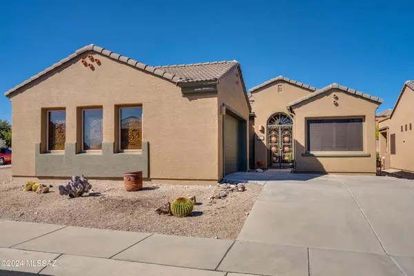 5990 S Painted Canyon Drive,  Green Valley,  AZ 85622