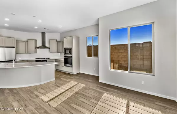 Tucson, AZ 85747,7998 S Velvet Ash Drive