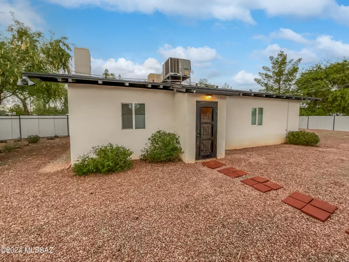 Tucson, AZ 85712,4301 E Lee Street