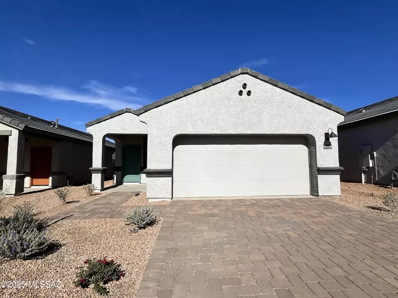 10496 W Thetford Lane, Marana, AZ 85653