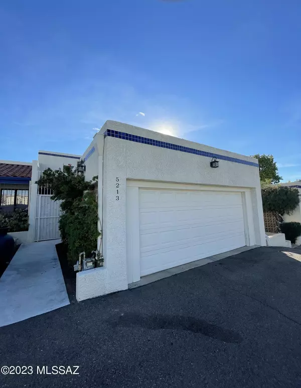 5213 N 1St Avenue, Tucson, AZ 85718