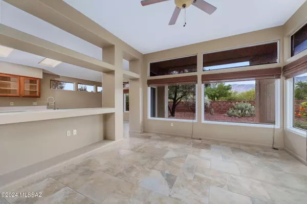 Oro Valley, AZ 85755,14044 N Trade Winds Way