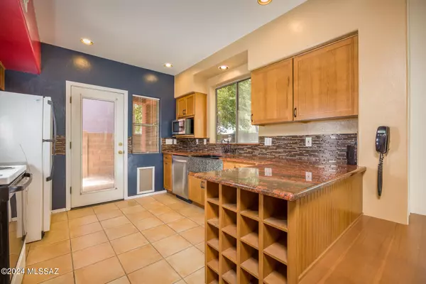 Tucson, AZ 85711,5396 E Calle Vista De Colores