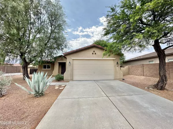 15188 N Triple Crown Place, Tucson, AZ 85739