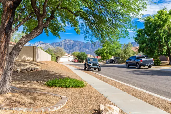 Oro Valley, AZ 85755,2535 E Petroglyph Lane