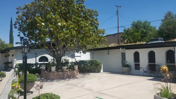 Nogales, AZ 85621,1241 W Cimarron Street