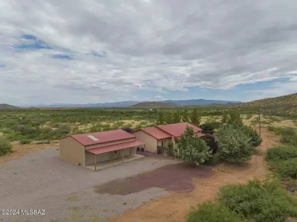 6673 Gleeson Road, Tombstone, AZ 85638