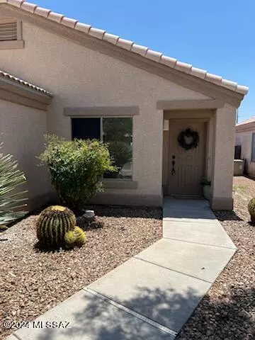 Tucson, AZ 85745,2319 W Silver River Way