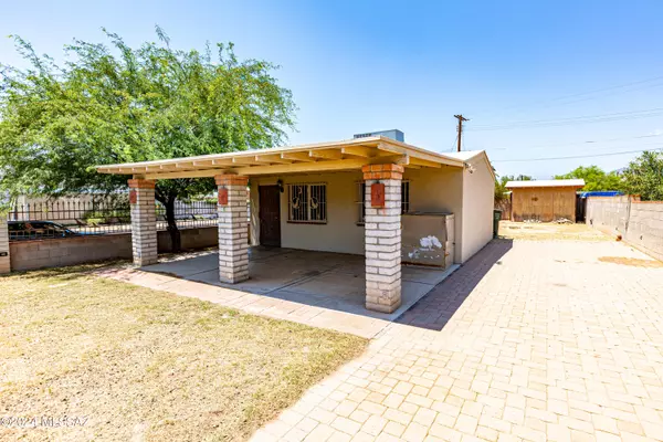 3701 E 33rd Street, Tucson, AZ 85713