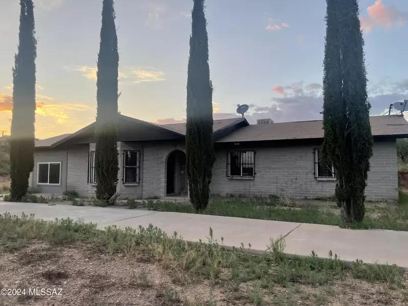 912 Paseo Guebabi, Rio Rico, AZ 85648