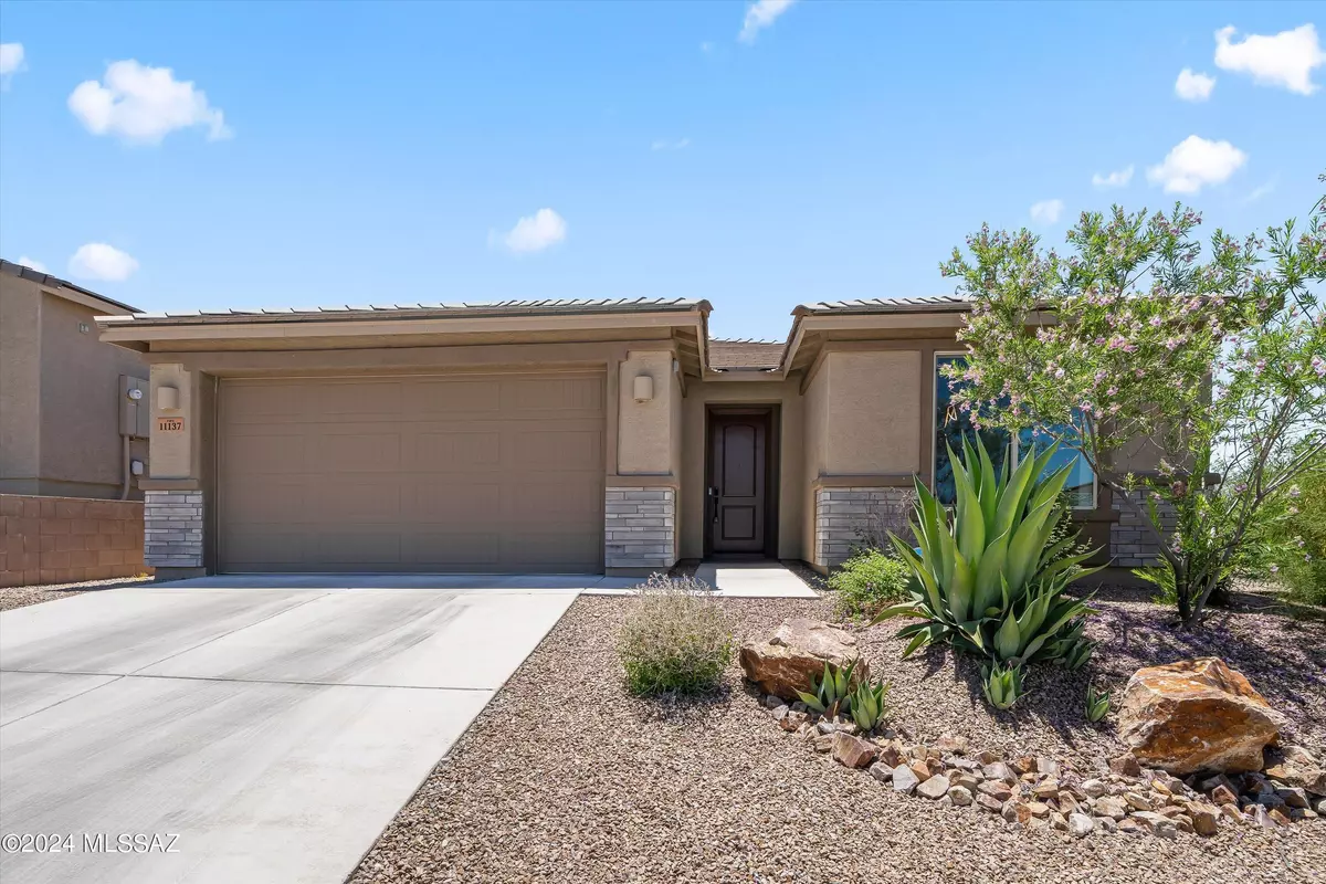 Vail, AZ 85641,11137 S Silver Fern Drive