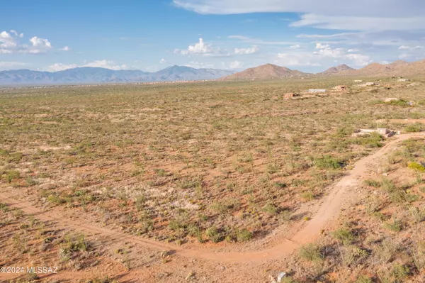 Vail, AZ 85641,9783 E Ocotillo Rim Trail