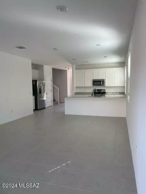 Tucson, AZ 85757,7142 W Star Garden Way