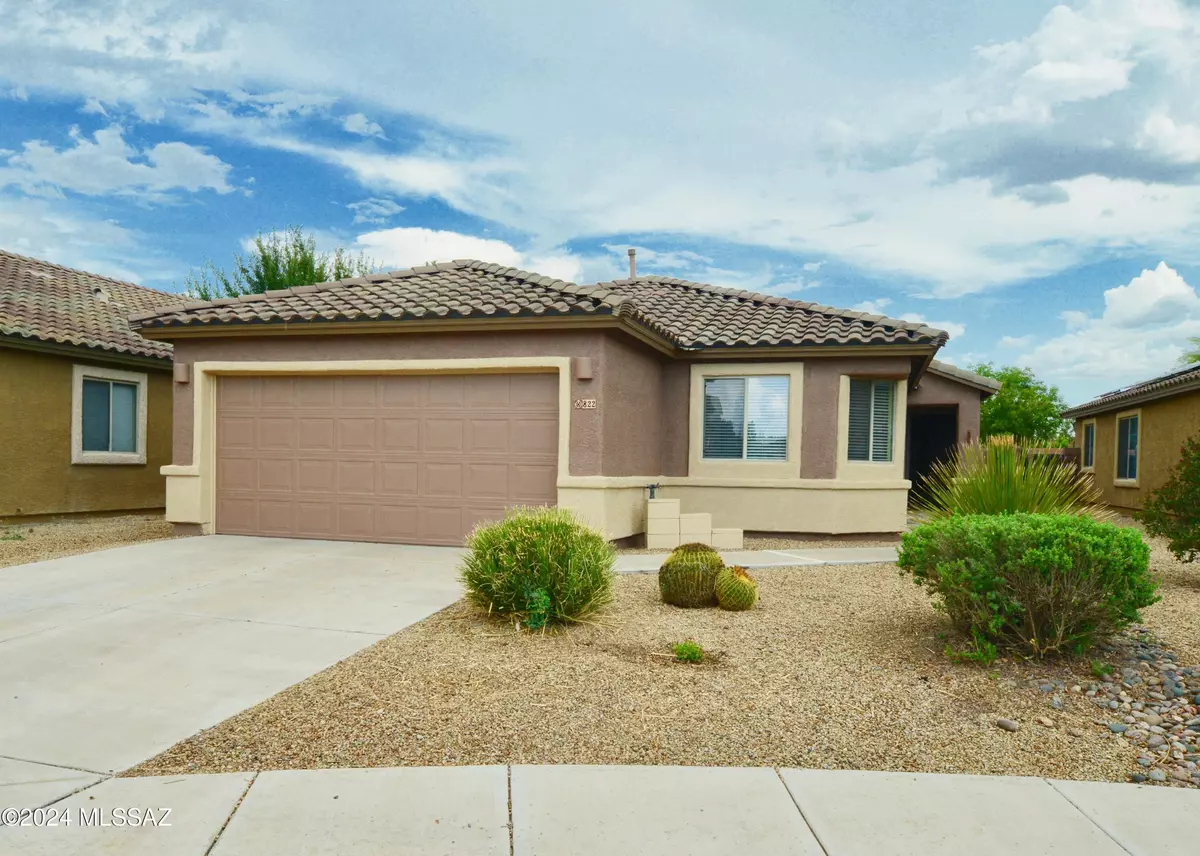 Sahuarita, AZ 85629,822 E Cottonwood Canyon Place