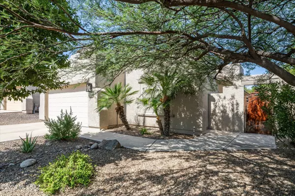 7735 W August Moon Place, Tucson, AZ 85743