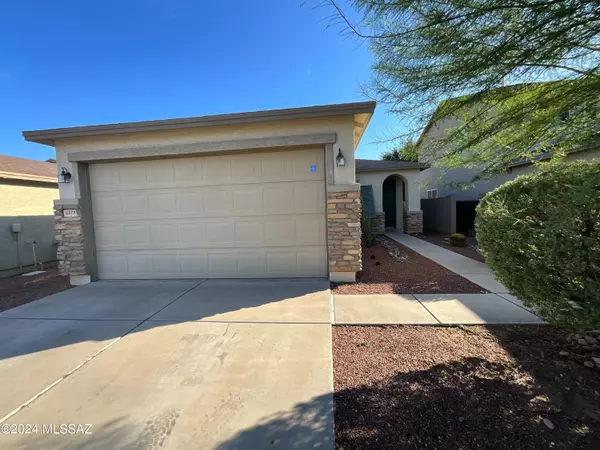 6379 S Sunrise Valley Drive, Tucson, AZ 85706