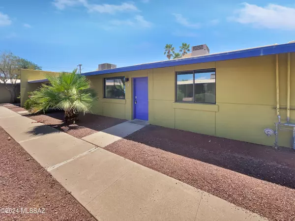 350 N Silverbell Road #8, Tucson, AZ 85745