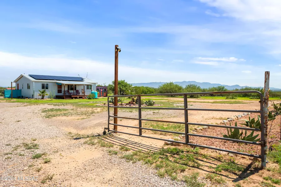 8507 Sky Trail, Hereford, AZ 85615