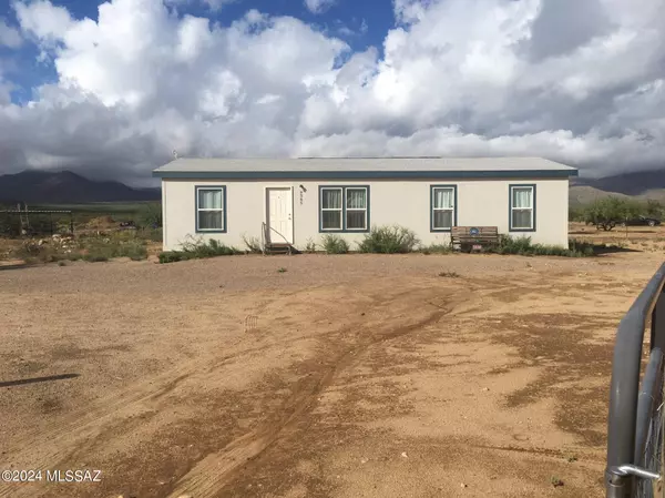 Safford, AZ 85546,9385 W Boulder Way