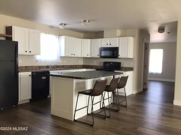 Safford, AZ 85546,9385 W Boulder Way