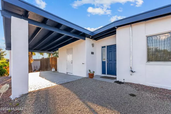 Tucson, AZ 85748,9831 E 33Rd Street