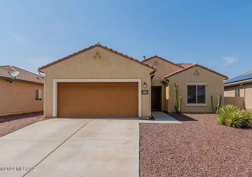 21670 E Founders Road, Red Rock, AZ 85145