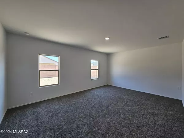 Marana, AZ 85653,9892 N Black Dalea Drive