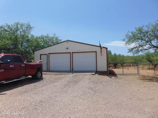 Amado, AZ 85645,1951 W Eagle Way