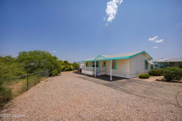 707 N Mescal Road, Benson, AZ 85602