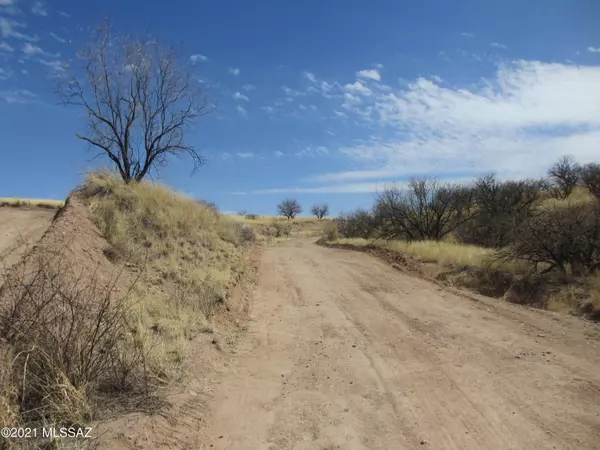 Nogales, AZ 85621,N Mahen Road #170-185