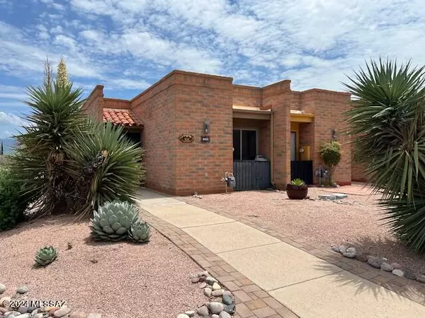 2481 S Calle Del Dante, Green Valley, AZ 85622