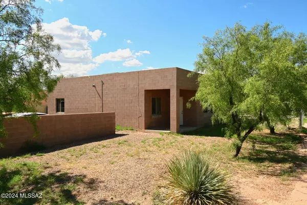 302 W Canada Street, Tucson, AZ 85706