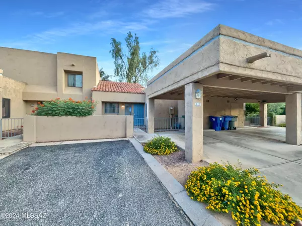 2946 E Windsor Street, Tucson, AZ 85716