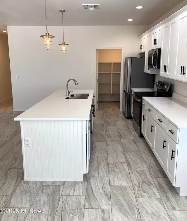 Tucson, AZ 85705,2974 W Sago Circle