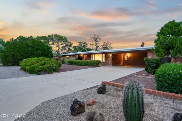 6016 E Baker Street, Tucson, AZ 85711