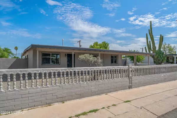 6709 E Brooks Drive, Tucson, AZ 85730