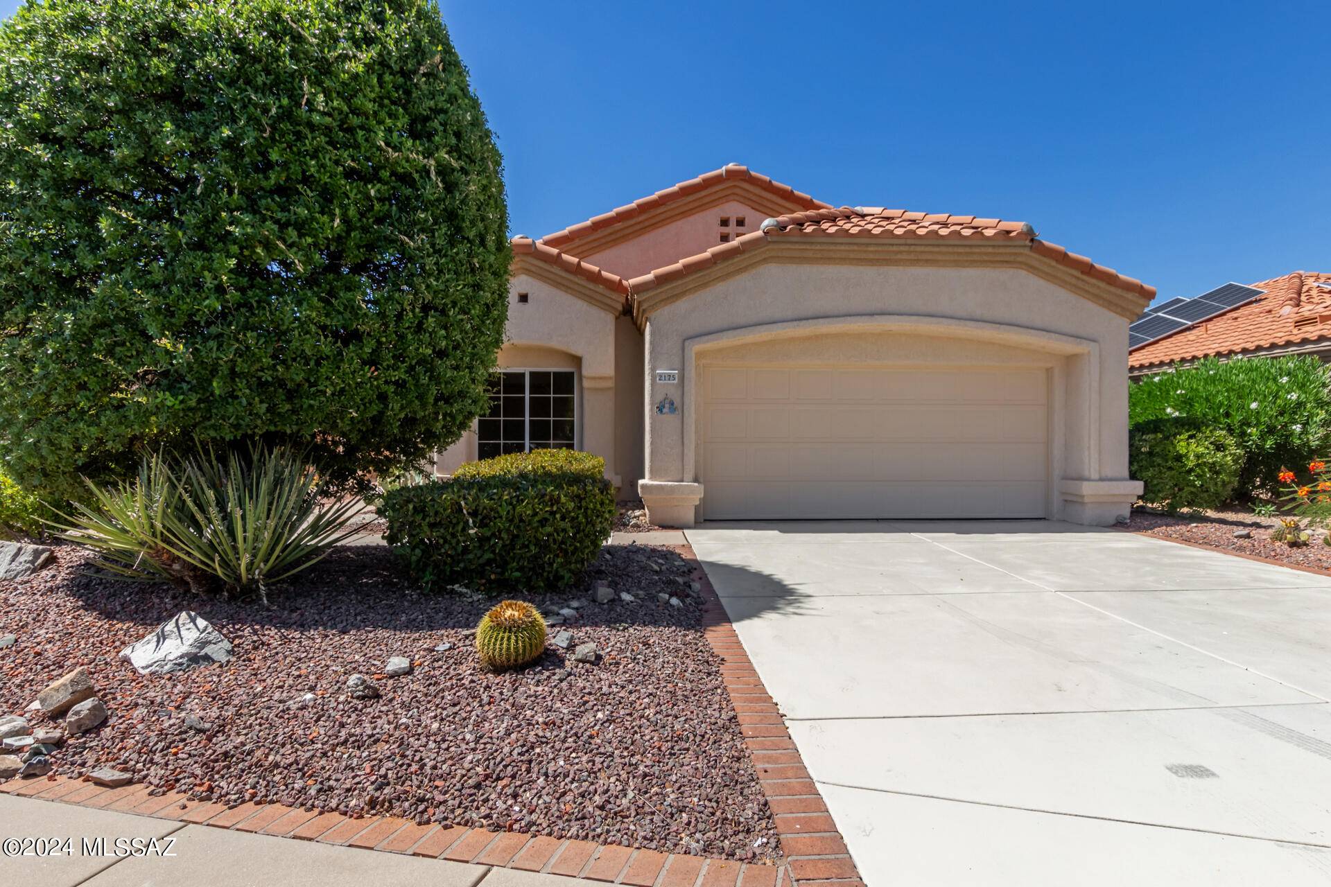 2175 E Jonquil Street, Oro Valley, AZ 85755